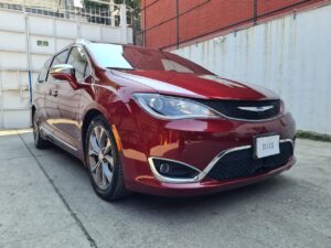 Chrysler Pacifica Limited