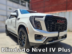 GMC Yukon Denali XL 2025