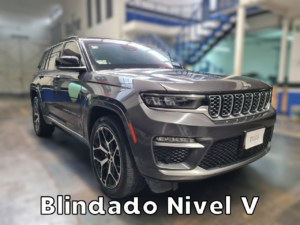 Jeep Grand Cherokee Summit 2022