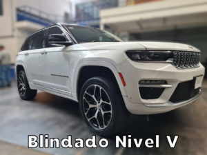 Jeep Grand Cherokee Summit 2022